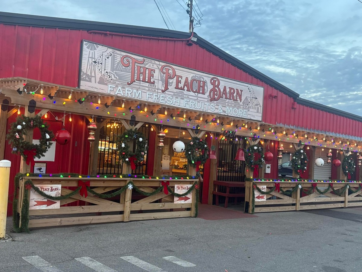 Meet Santa in Birmingham: 25+ events and spots to catch Santa this Christmas season 9 the exterior of the peach barn