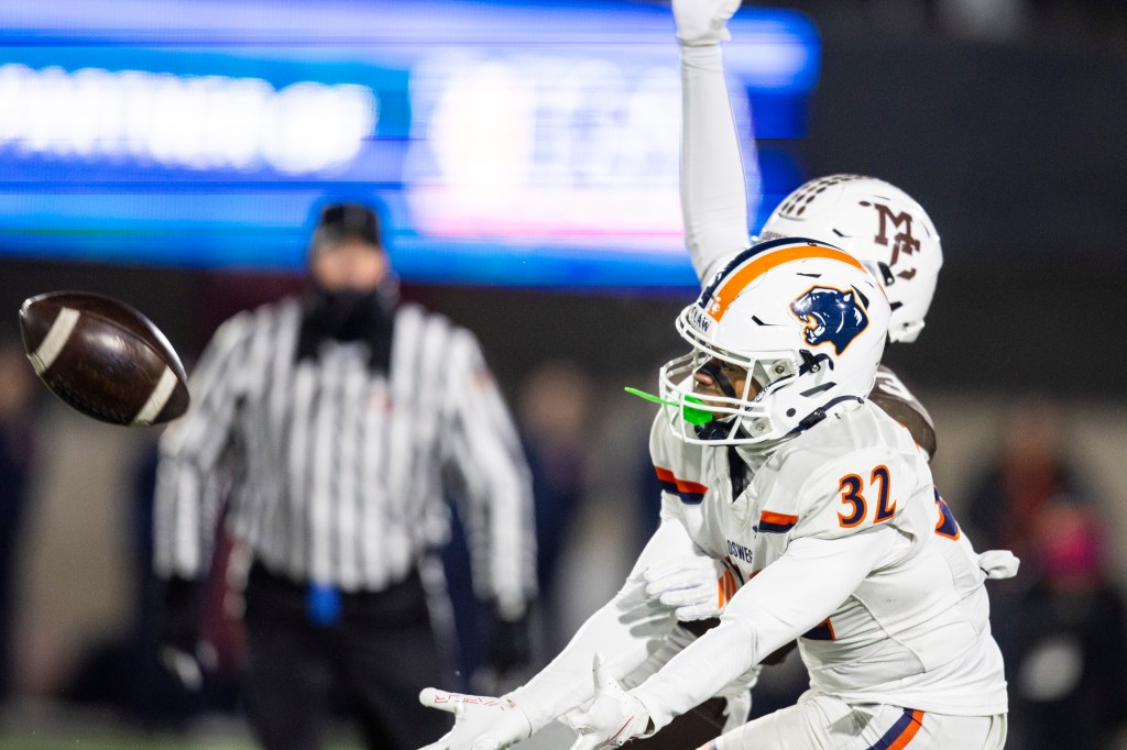 Oswego's Quinten Jackson Jr. tackles challenge