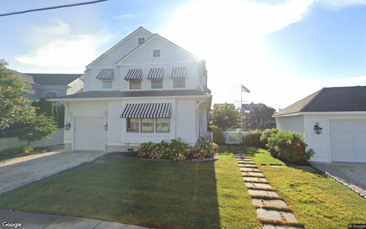 921 Lagoon Lane, Mantoloking, NJ