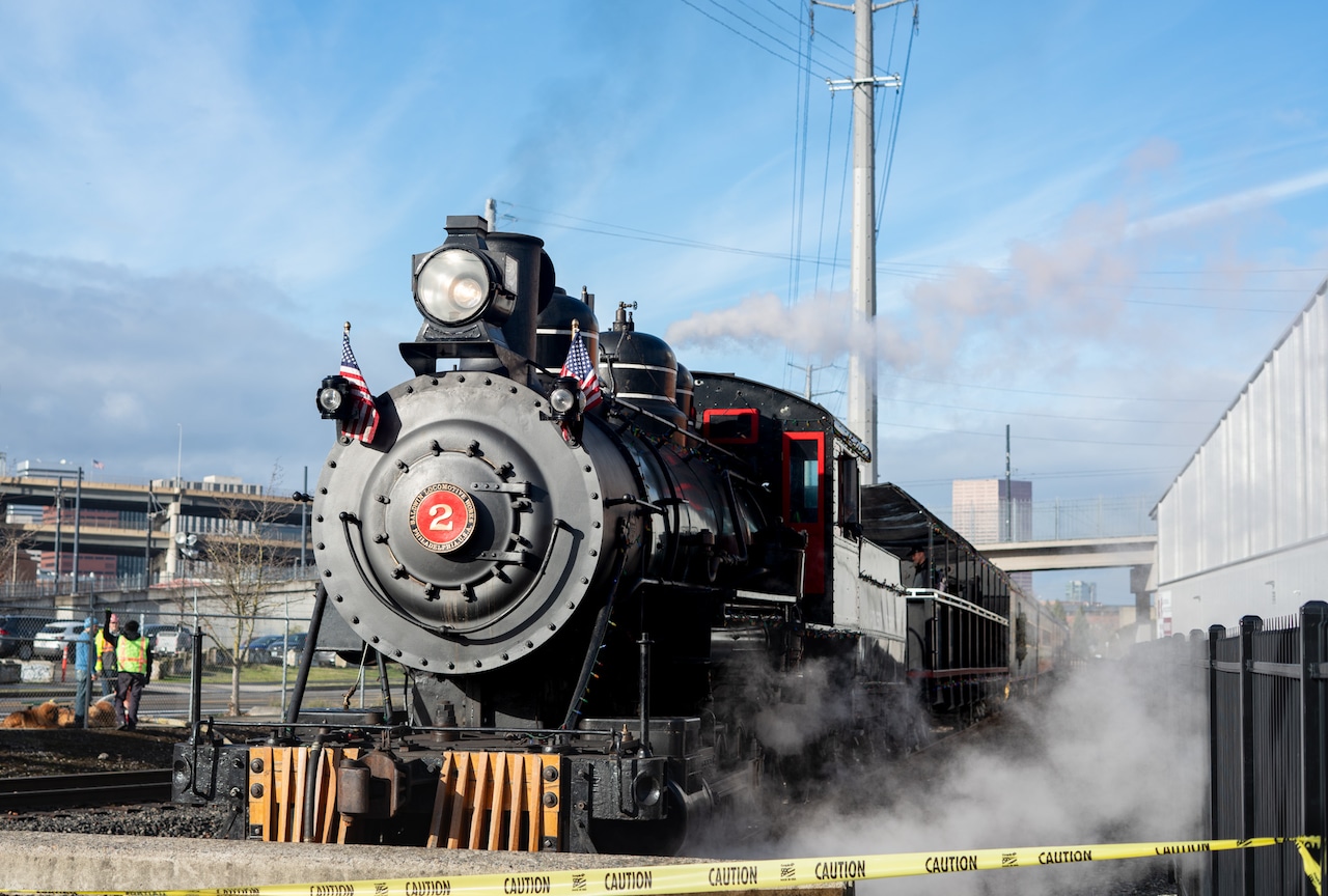 Holiday Express excursions in vintage steam trains, with Santa onboard, kick off season in SE Portland