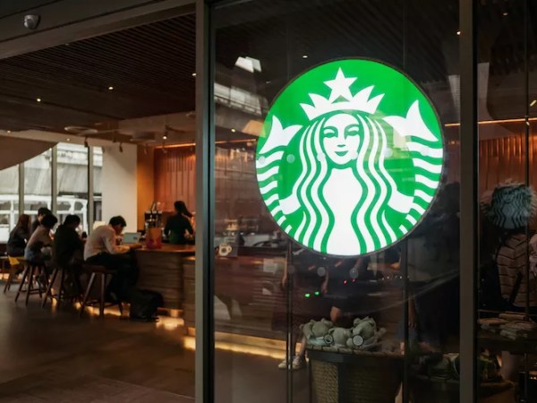 Starbucks workers in Orlando seek to unionize