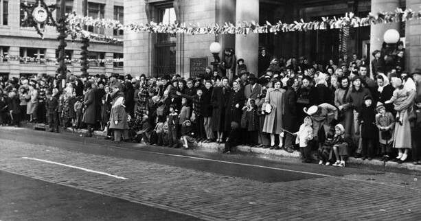 Lost Huntington: Holiday shopping in the 1950s