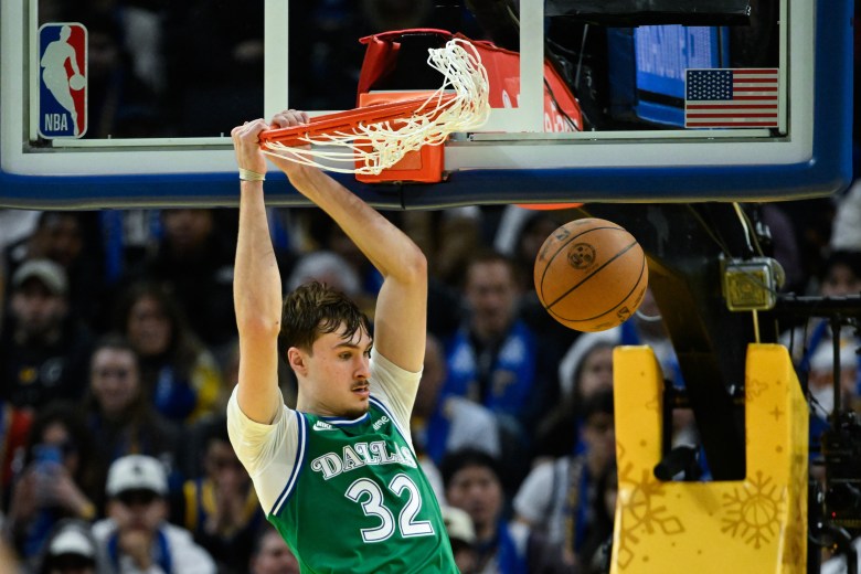 Cooper Flagg scores 27 in Christmas debut, but Mavs lose to Warriors