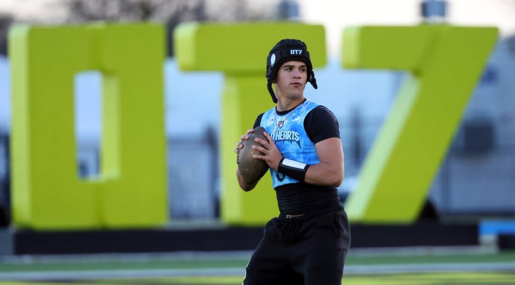 4-star quarterback Ryder Lyons officially signs with BYU Cougars and Kalani Sitake