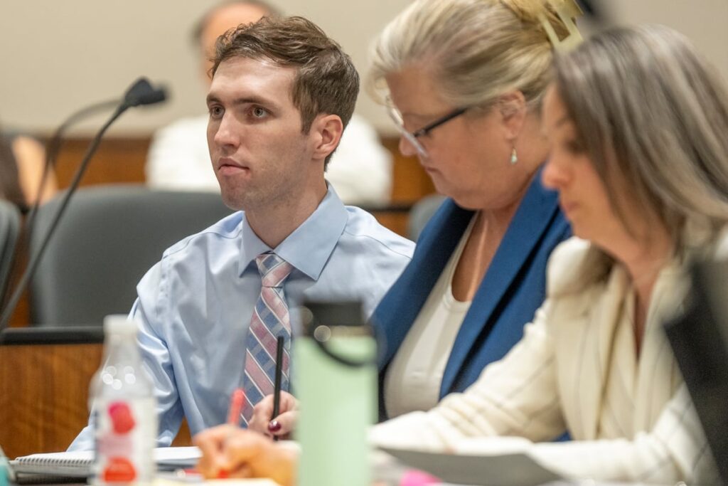 Tyler Robinson's case must be open to press and public