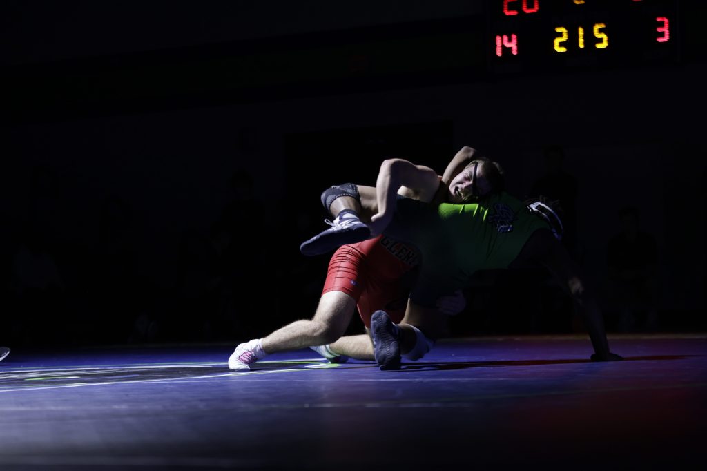 No. 12 Glenelg wrestling rallies for 41-32 win over Guilford Park