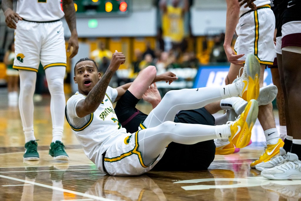 Norfolk State men's home return spoiled by UMES in tight MEAC loss
