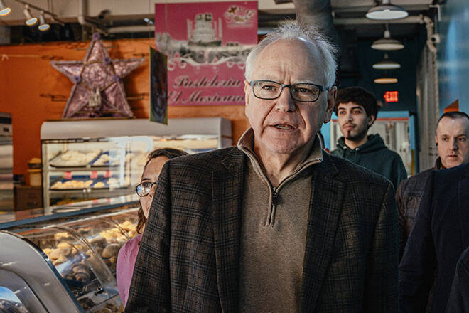 Federal prosecutors subpoena Minnesota Gov. Tim Walz, other Democrats