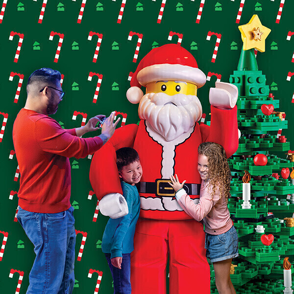 Holiday Bricktacular at LEGOLAND Discovery Center Kansas City – Meet LEGO Santa in Crown Center – Event_Image [EVENT]