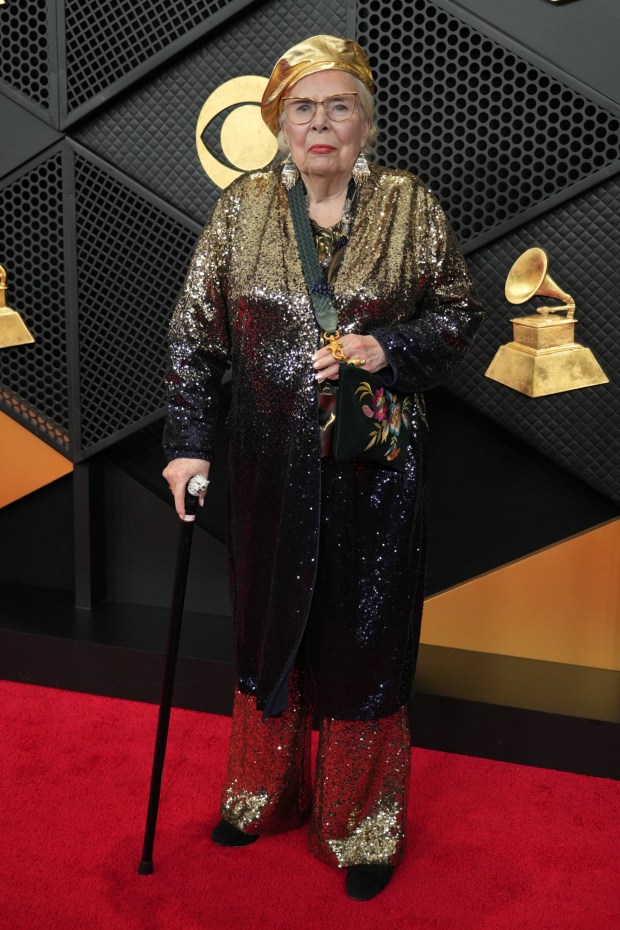 Joni Mitchell arrives at the 68th annual Grammy Awards