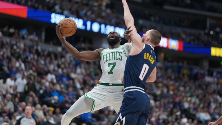 Nikola Jokić has 30 points, 12 rebounds in Nuggets win over Celtics