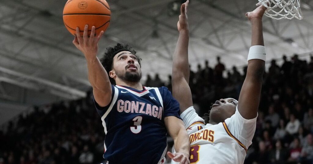 No. 12 Zags men assert themselves in second half, beat Santa Clara