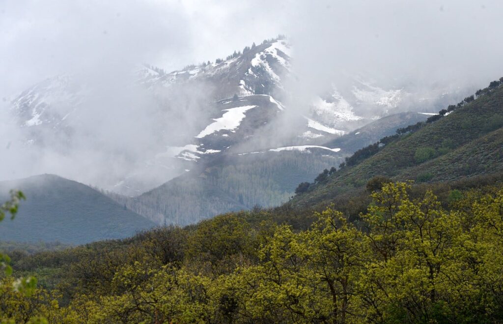 Utah avalanche leaves 1 dead after winter storm increased danger