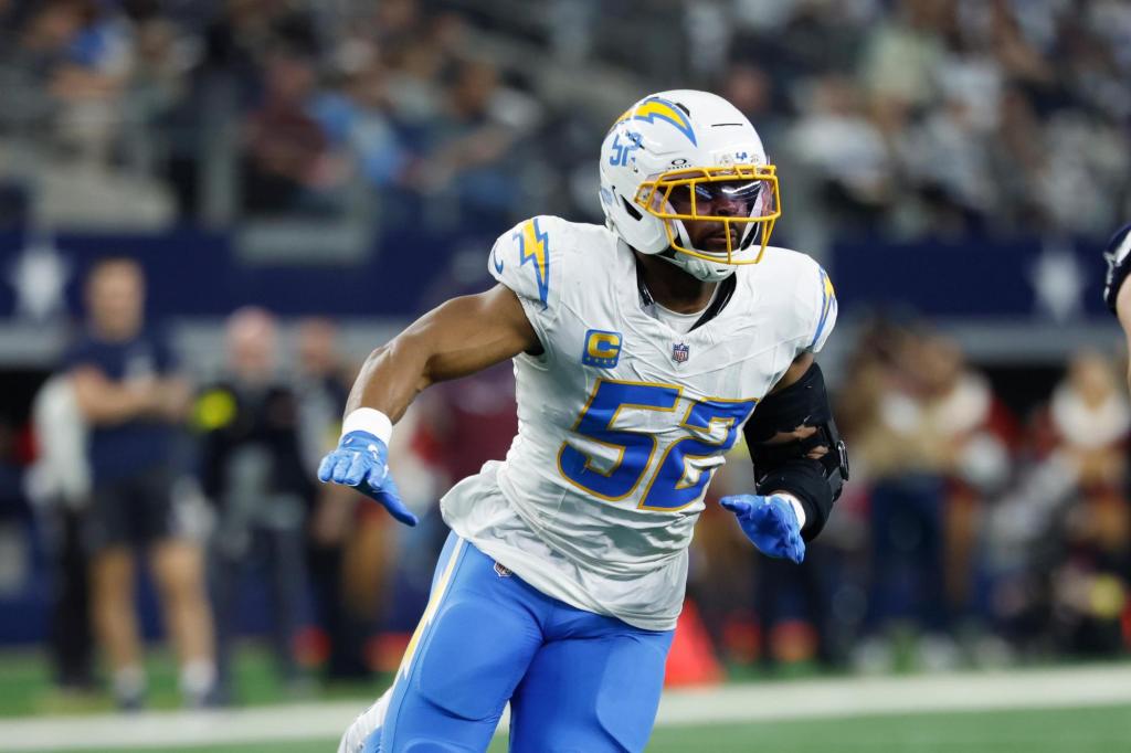 Star edge rusher Khalil Mack agrees to $18 million, 1-year deal with the Chargers, AP source says – Baltimore Sun