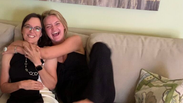 22-year-old to run Boston Marathon for mom with Alzheimer’s