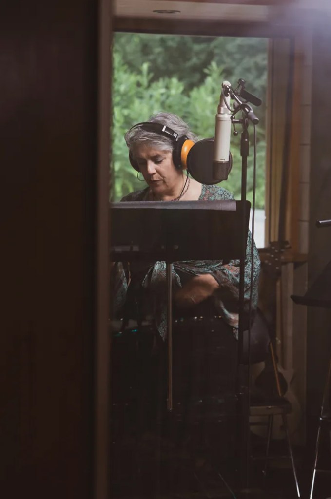 Vocalist Kate McGarry records. Photo by ingodsimages.net.