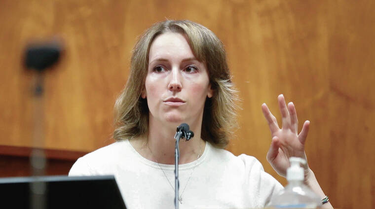 GEORGE F. LEE / MARCH 24 
                                Arielle Konig last month testified in her husband Gerhardt Konigs attempted murder trial in the courtroom of Circuit Judge Paul Wong in Honolulu.