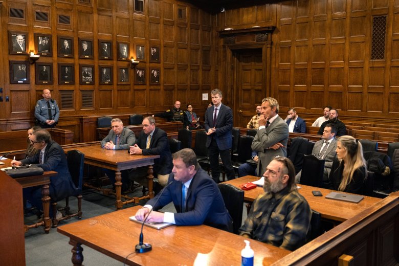 Prosecutors drop felony charges against 4 men accused in 2024 Portland fight