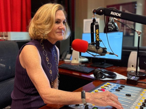 Orlando jazz champion Kayonne Riley retires from WUCF after 30 years on the air