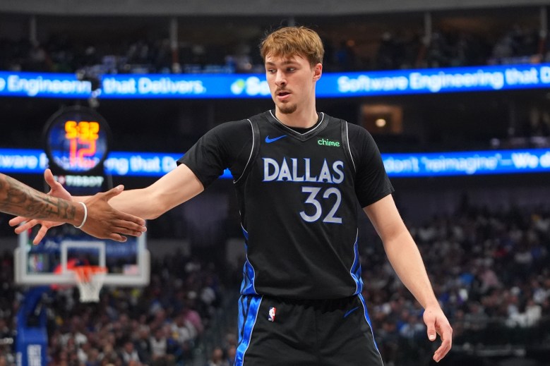 Cooper Flagg scores 45 points as Mavericks top Lakers