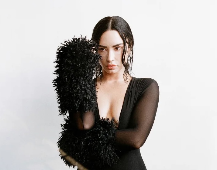 Demi Lovato kicks off her U.S. arena tour in Orlando