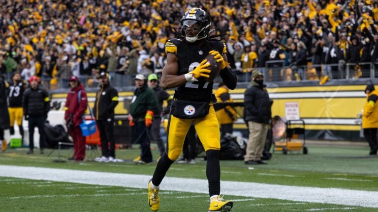 Ex-Patriots captain Kyle Dugger reportedly finds new AFC home