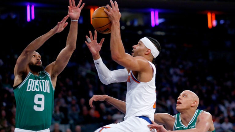 Knicks beat Celtics in Tatum's return to Madison Square Garden
