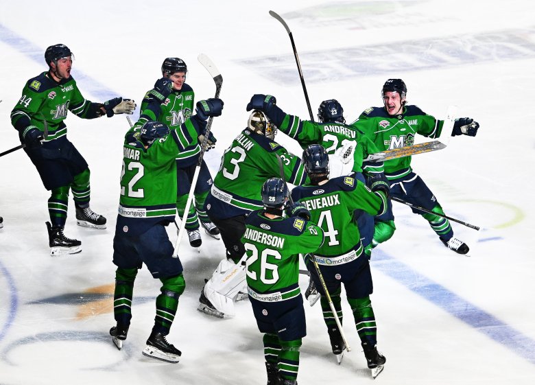 Mariners win a physical game in playoff opener vs. Adirondack