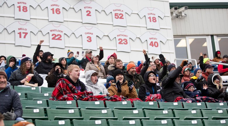 Sea Dogs lose opener of road trip at Somerset