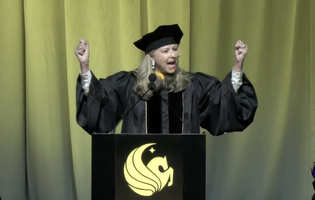 UCF students boo commencement speaker over AI praise