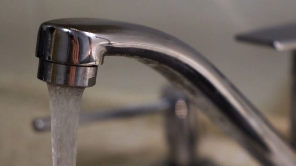 Parts of Riverton under boil order after water system cross-contamination