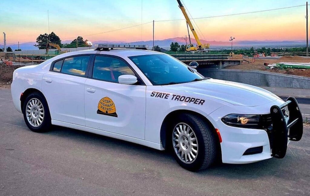 Police search for armed Arizona man still at large after high-speed chase, crash near Nephi
