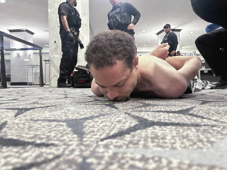 White House dinner shooting suspect seeks end of suicide precautions