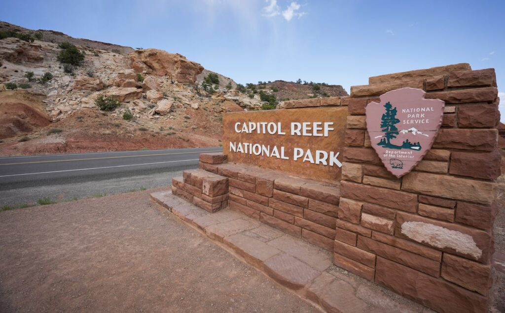 Authorities searching for missing hiker in Utah's Capitol Reef area