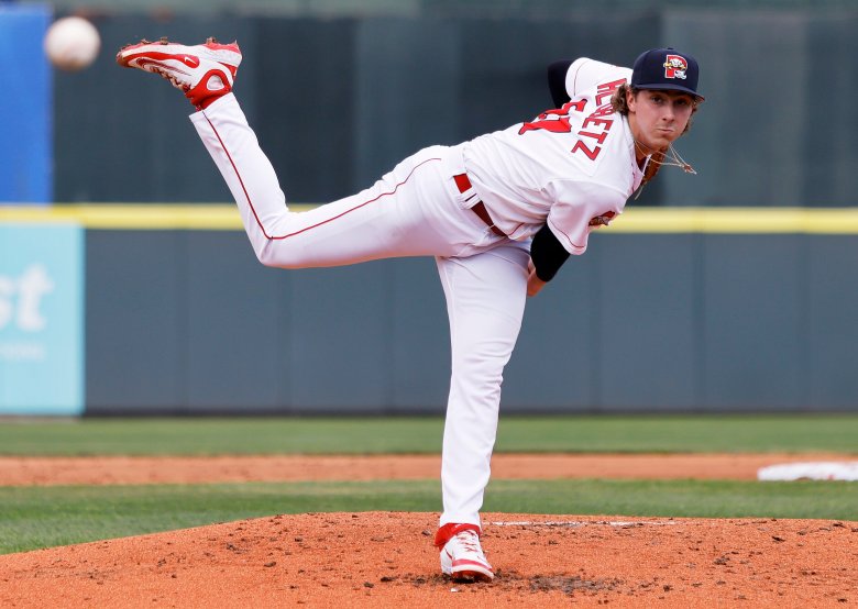 Sea Dogs hold off Rumble Ponies