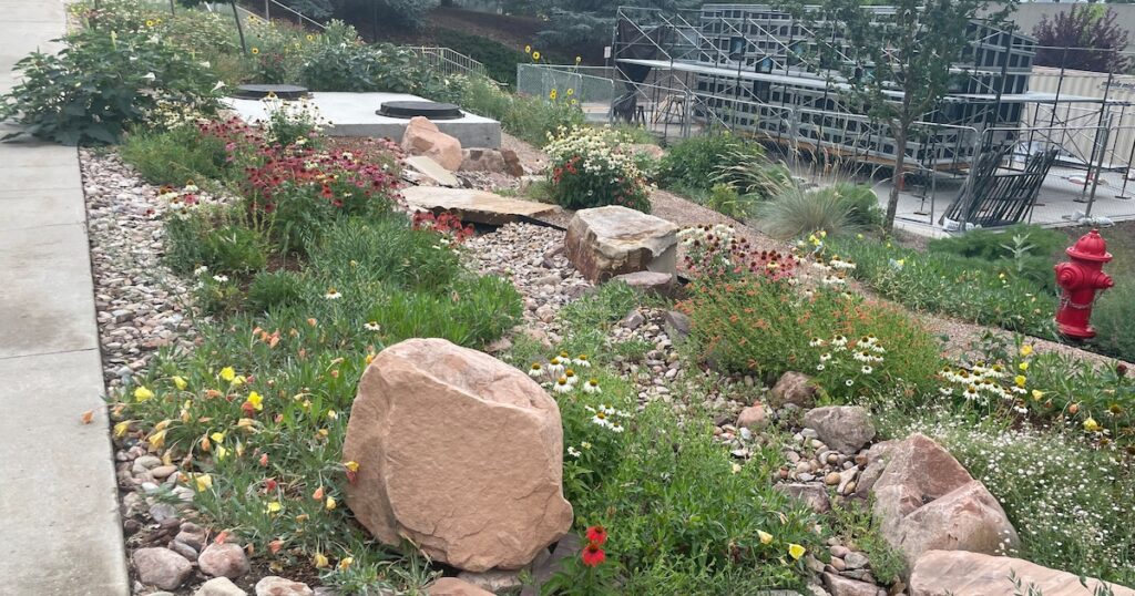 How do Utah leaders justify welcoming water-guzzling projects while asking Utahns to be waterwise?