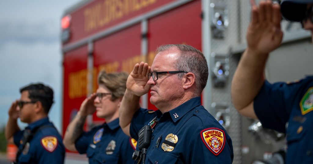 Wildland firefighters killed in Utah helicopter crash receive procession