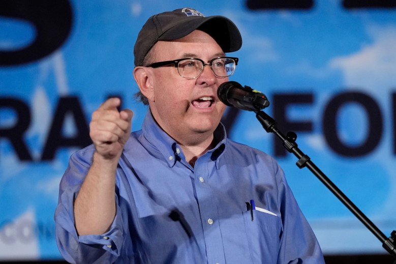 National Democrats finally back Matt Dunlap in his race against Paul LePage