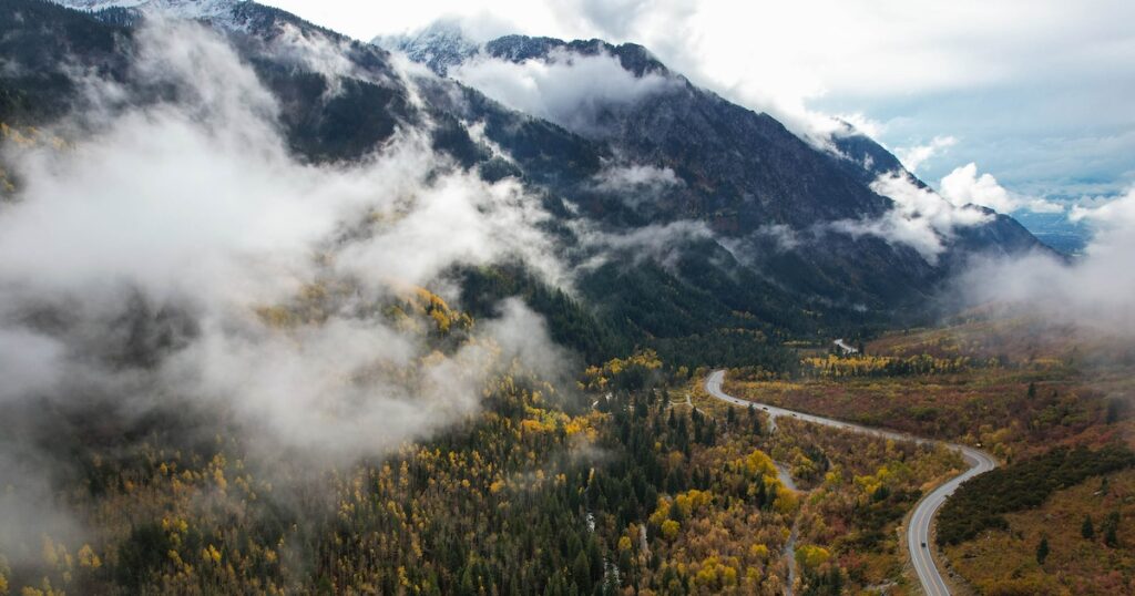 16-year-old dies after falling more than 100ft hiking Utah's Devil’s Castle Trail