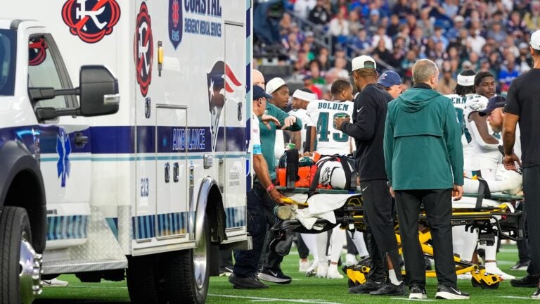 Eagles' Ja'Quinden Jackson on Patriots' minds after scary moment