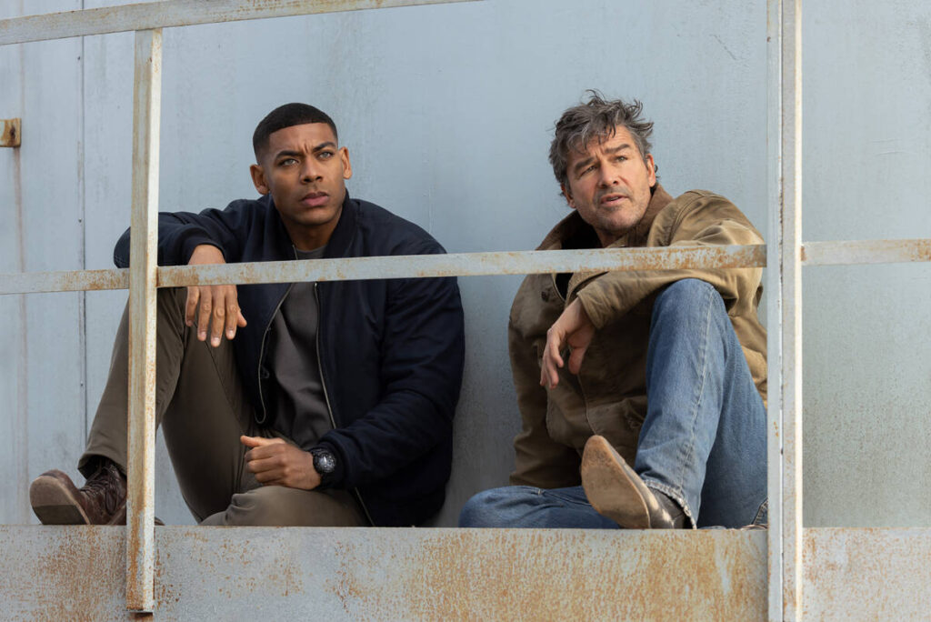 Aaron Pierre and Kyle Chandler in Lanterns. (HBO Max)