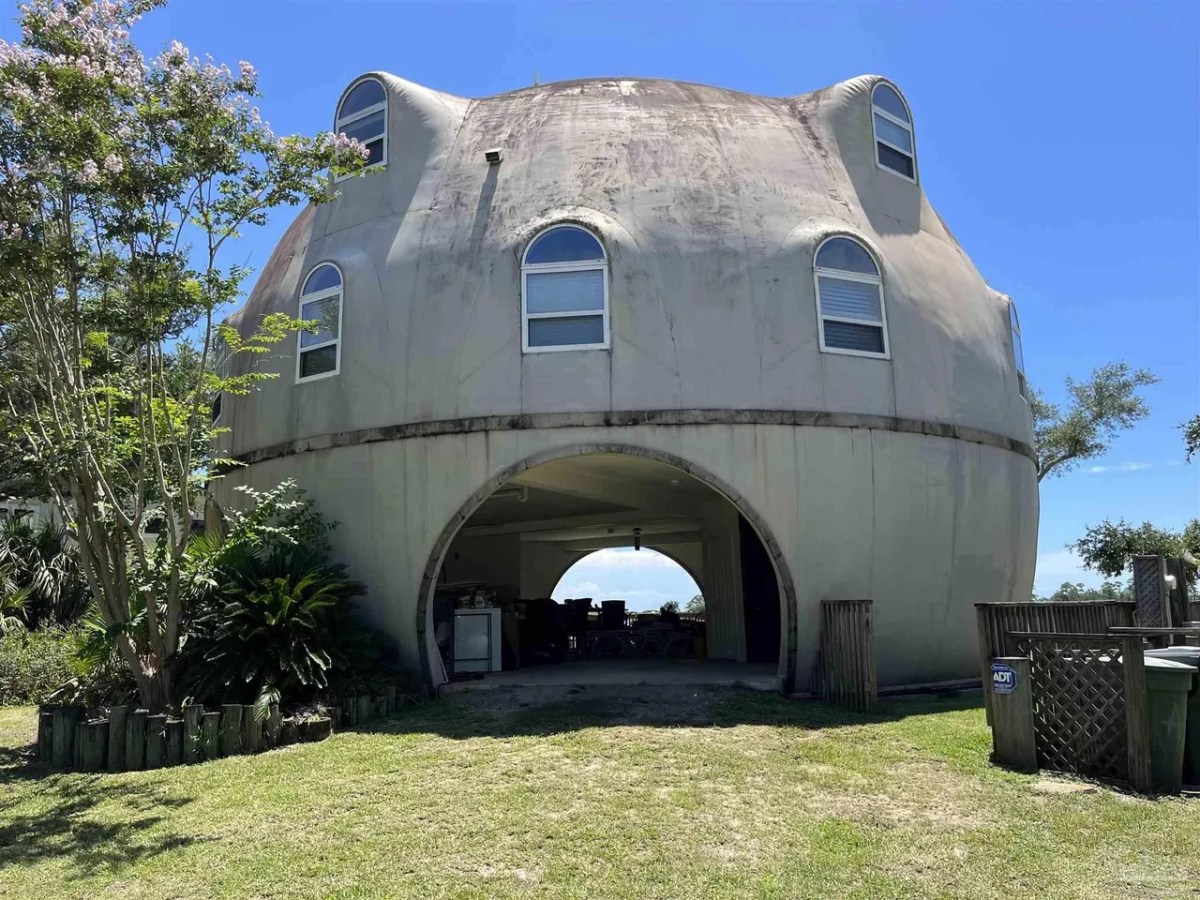 Florida’s roundest house is back on the market