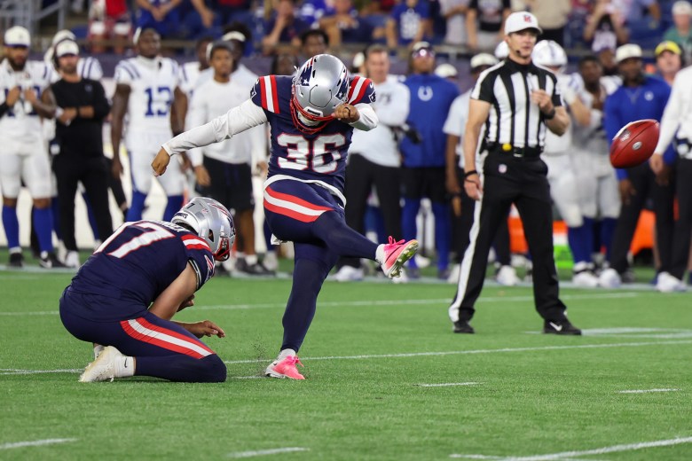 Patriots settle for tie in preseason opener