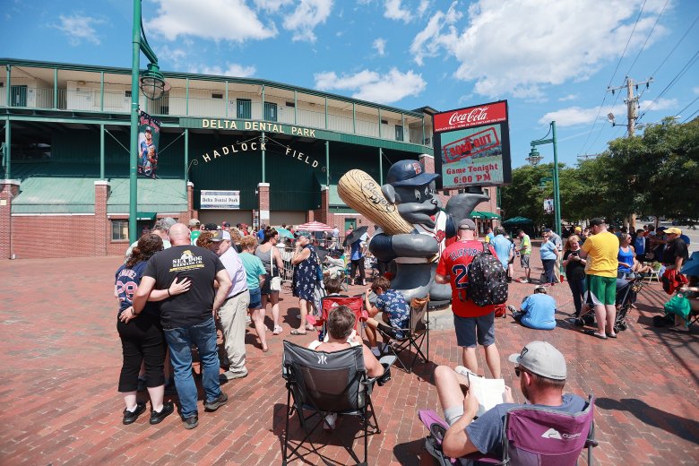Sea Dogs drop 3rd straight to Fightin Phils