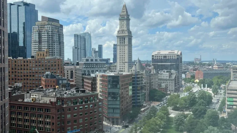 Visit to Boston made Boca Raton resident feel miserable about living in Boca Raton
