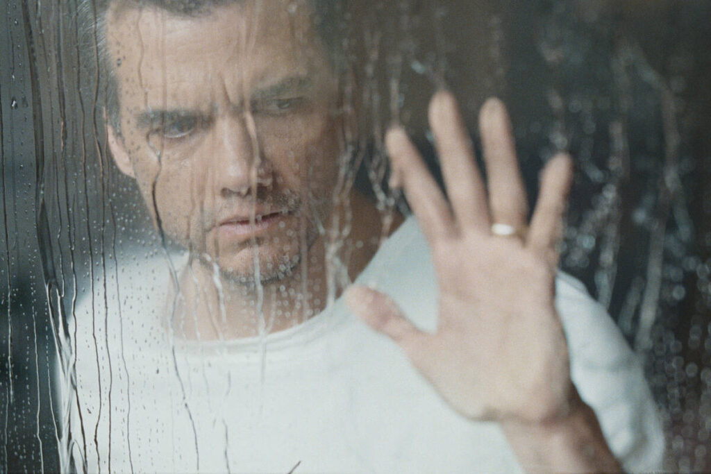 Wagner Moura as Jason in "The Last House." (Netflix)