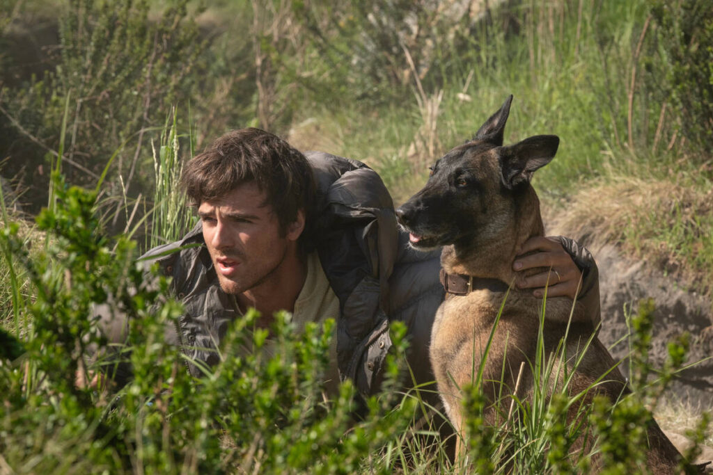 This image released by 20th Century Studios shows Jacob Elordi in a scene from "The Dog St ...