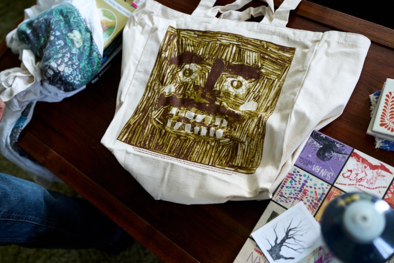 A "Nature Face" tote bag by Chris Frisina. Photo by Matt Ramey.
