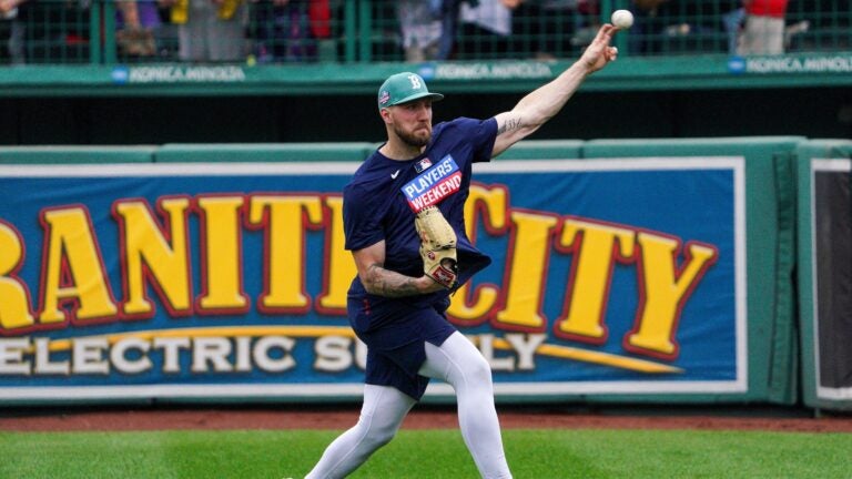 Garrett Crochet moves closer to return by throwing off mound