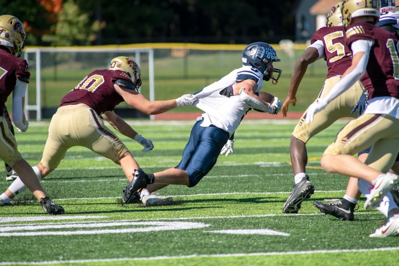 With two big defensive plays, Carter Moody helps Thornton football earn a big win
